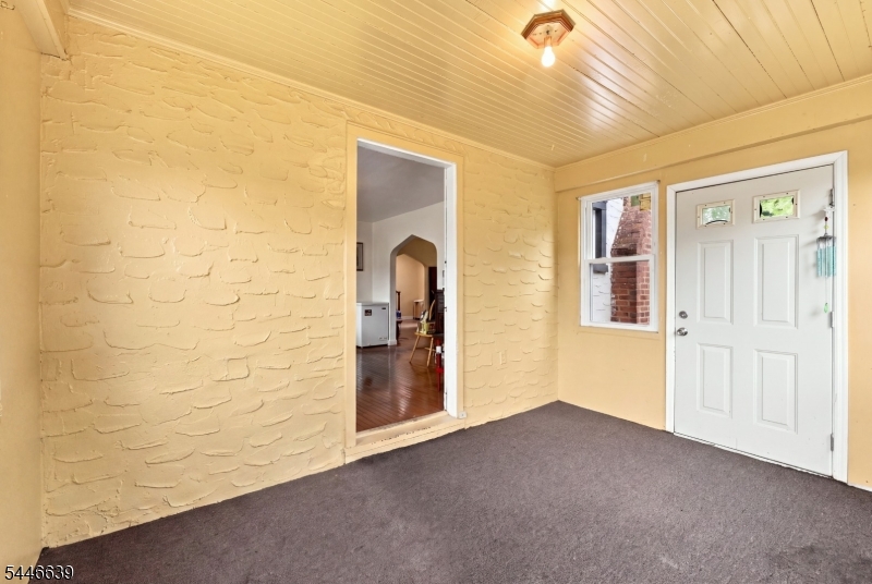 928 Beechwood Ct Property Photo 7