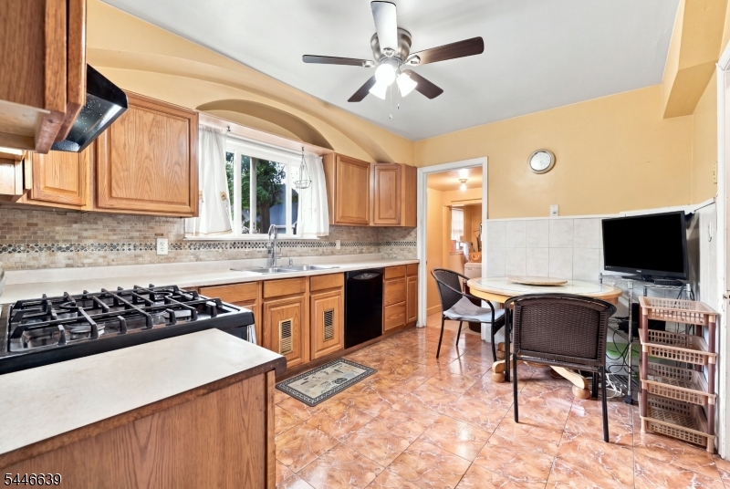 928 Beechwood Ct Property Photo 11