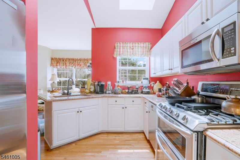 1308 Grandview Ct Property Photo 1