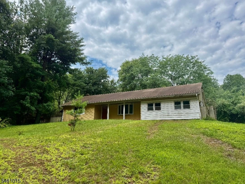 150 Karrville Rd Property Photo 2