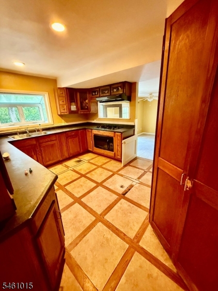 150 Karrville Rd Property Photo 7