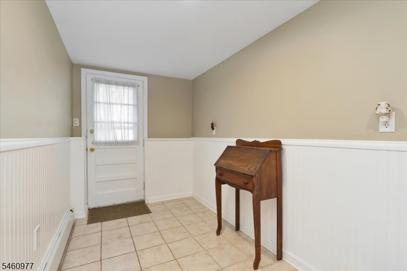40 2nd Ave Property Photo 32