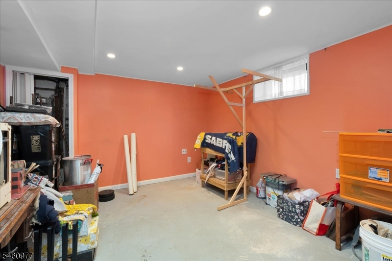 40 2nd Ave Property Photo 34