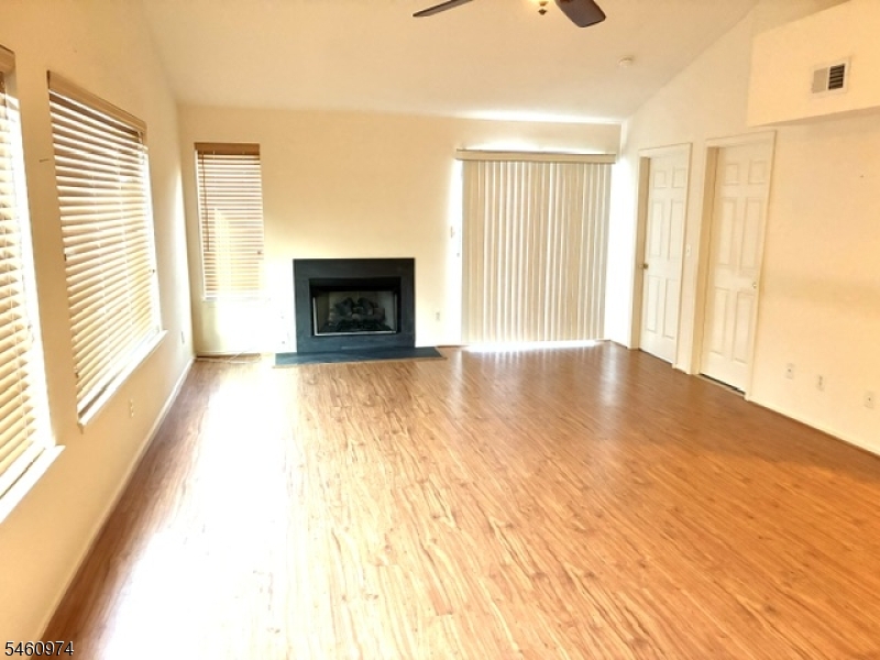 166 Falcon Ridge Way N 166 Property Photo 2