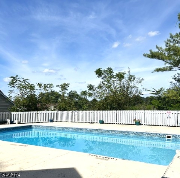166 Falcon Ridge Way N 166 Property Photo 10