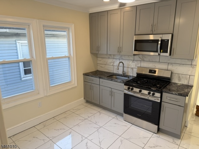 49 W Edgar Rd Property Photo 5