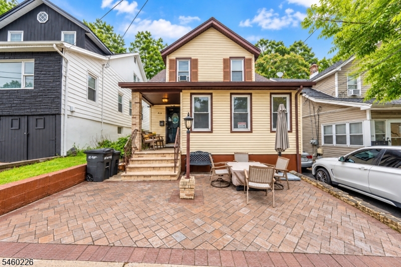 20 Berkley St Property Photo 2