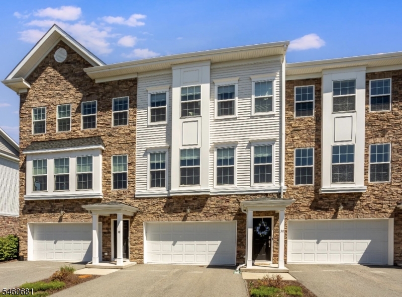 30 Colgate Dr Property Photo 1