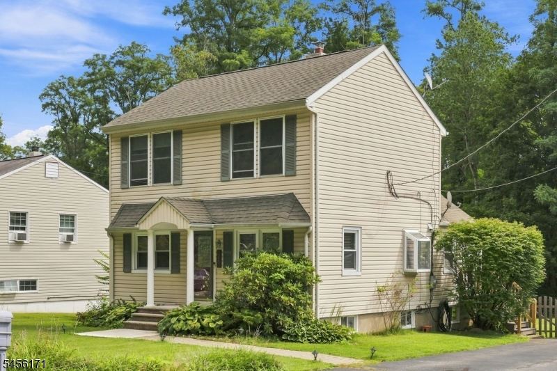 26 Mount Arlington Rd Property Photo 2
