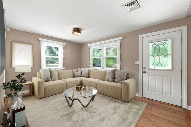 26 Mount Arlington Rd Property Photo 10