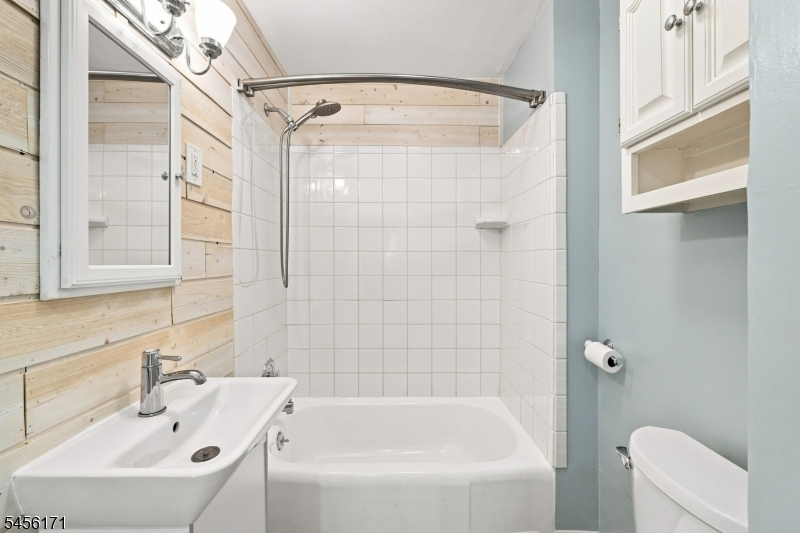 26 Mount Arlington Rd Property Photo 18