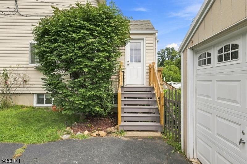 26 Mount Arlington Rd Property Photo 29