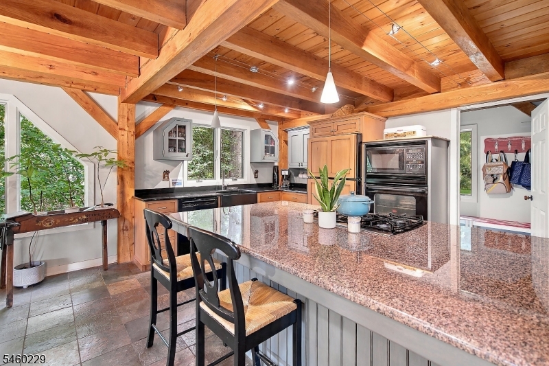 10 Ames Road Property Photo 9