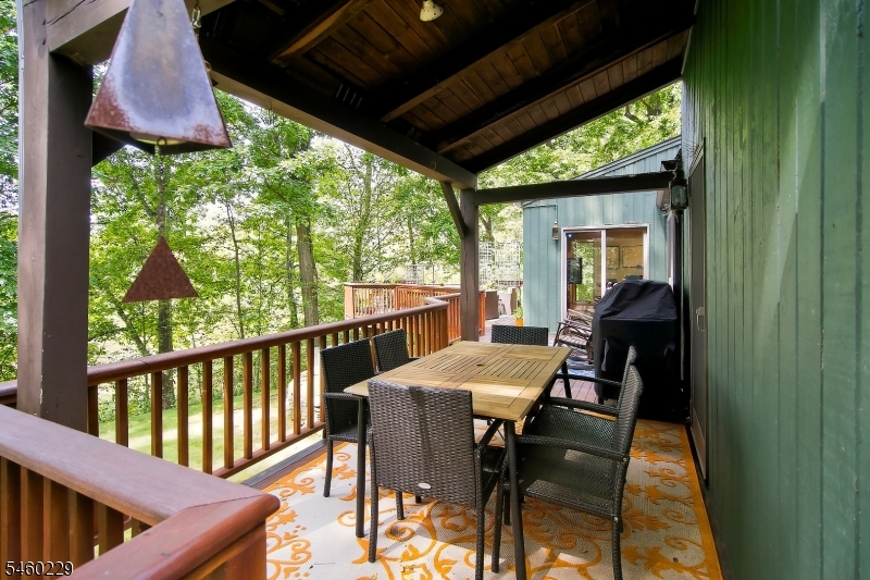 10 Ames Road Property Photo 15