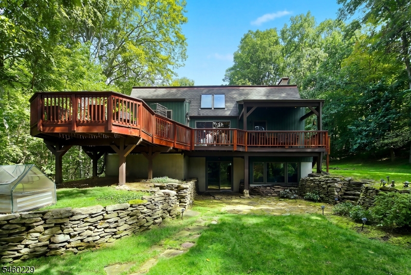 10 Ames Road Property Photo 40