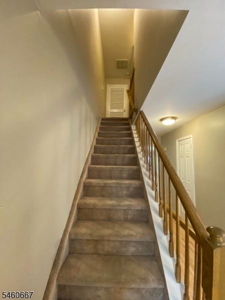 18 Mews Ln Property Photo 20