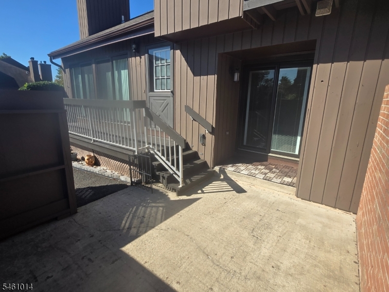 3612 Bloomingdale Dr 12 Property Photo 3