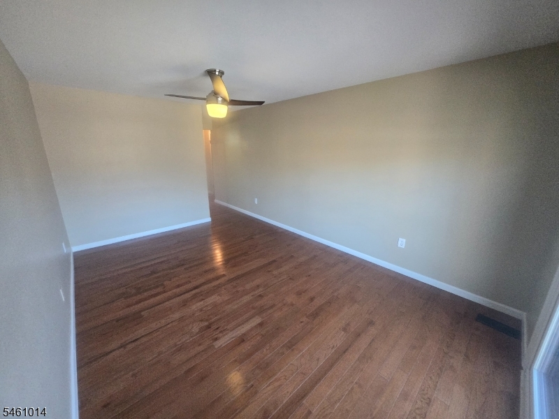 3612 Bloomingdale Dr 12 Property Photo 18