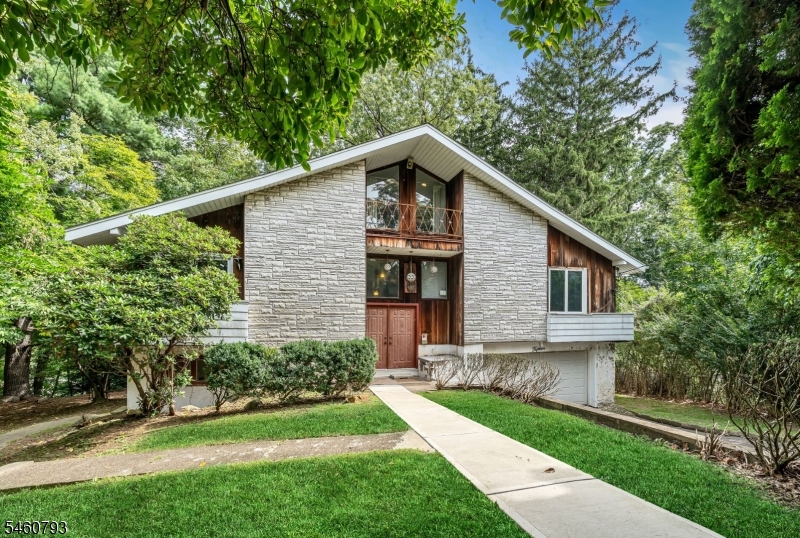 15 High Ct Property Photo 1