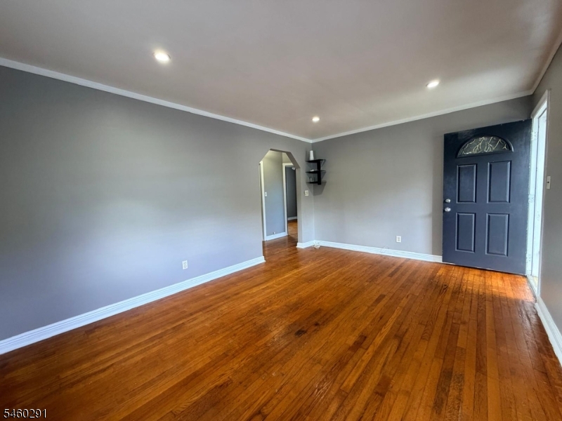 614 Mola Blvd Property Photo 8