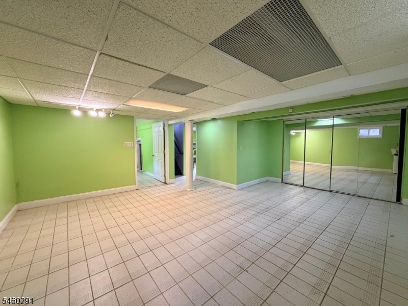 614 Mola Blvd Property Photo 18