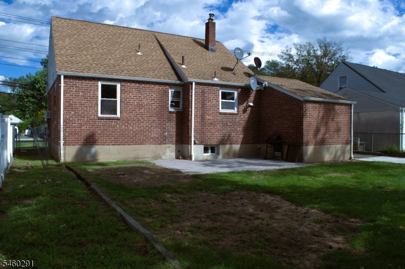 614 Mola Blvd Property Photo 25