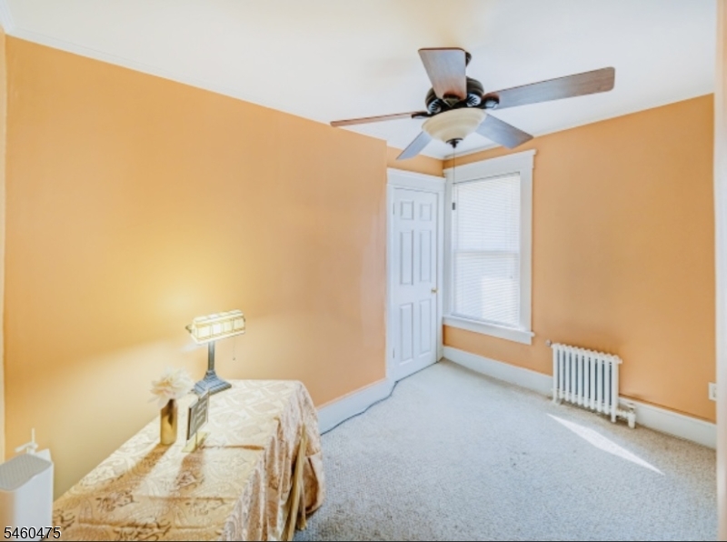 180 Monroe St Property Photo 25