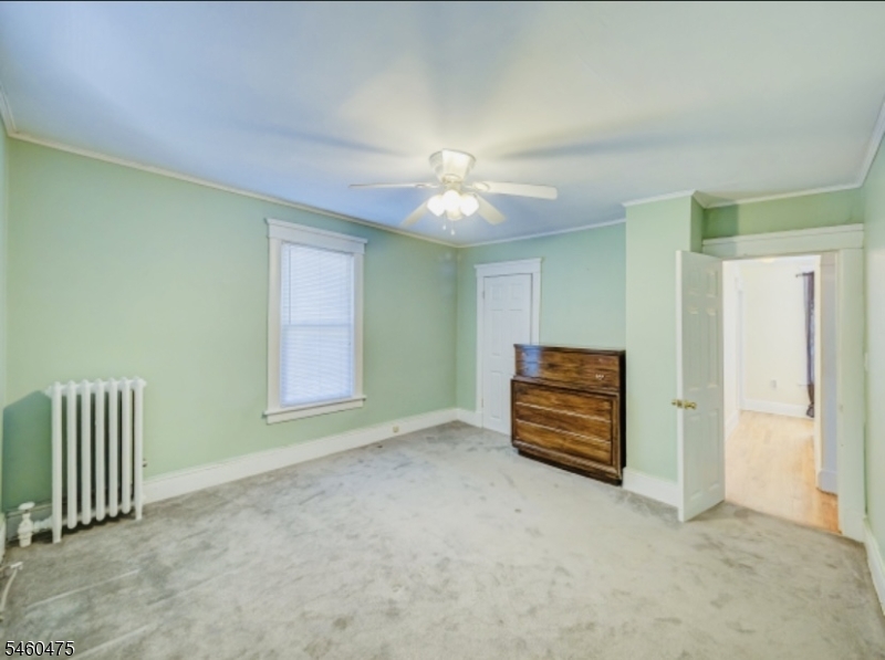 180 Monroe St Property Photo 28