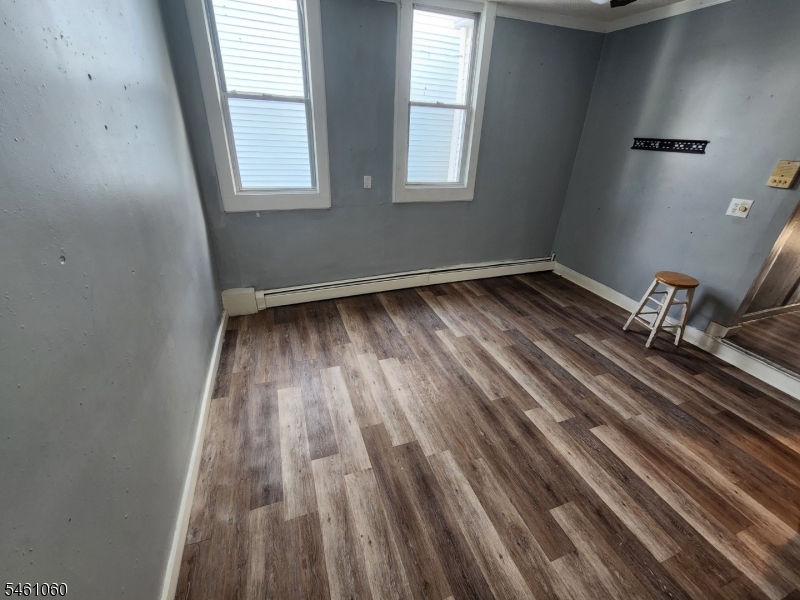 379 Straight St Property Photo 1