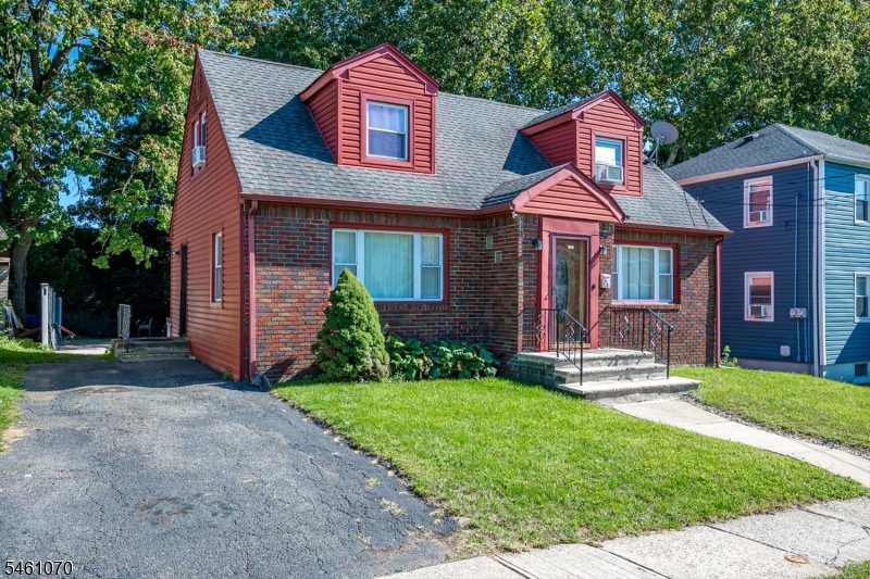 18 Union Pl Property Photo 1