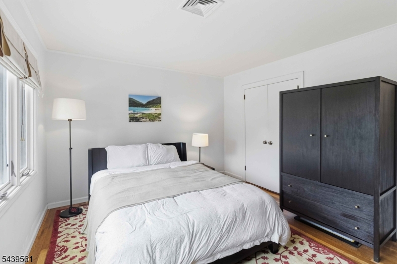 10 Cornell Pl Property Photo 11