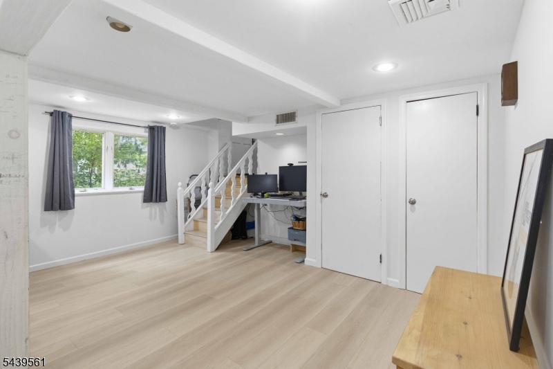 10 Cornell Pl Property Photo 18