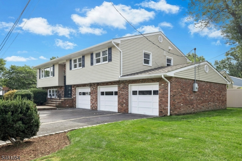 12 Dorchester Ave Property Photo 1