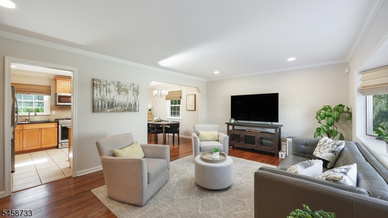 34 Moss Avenue Property Photo 4