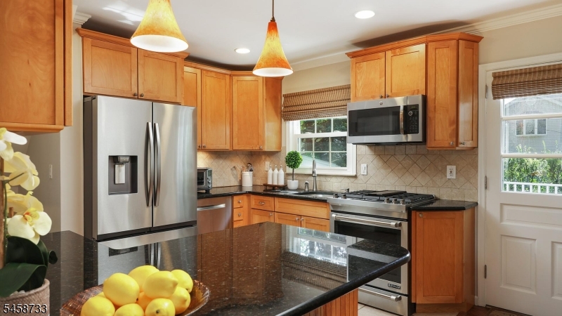 34 Moss Avenue Property Photo 13