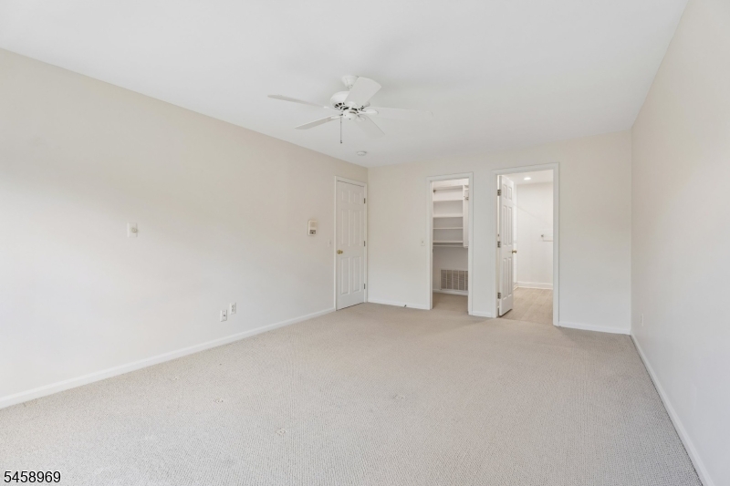 7 Davenport Pl Property Photo 13