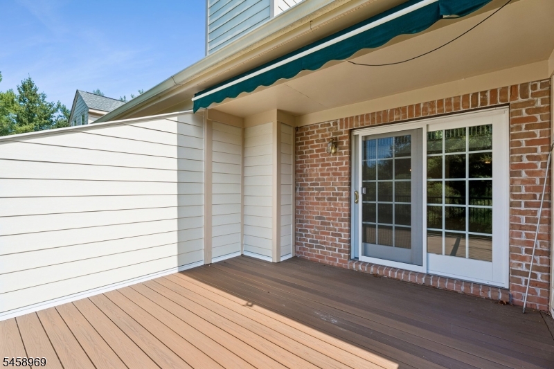 7 Davenport Pl Property Photo 24