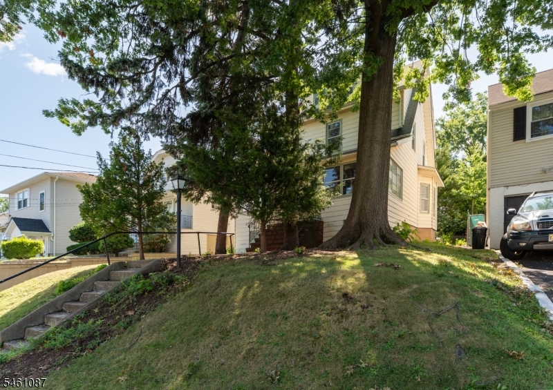 29 Luddington Ave Property Photo 26