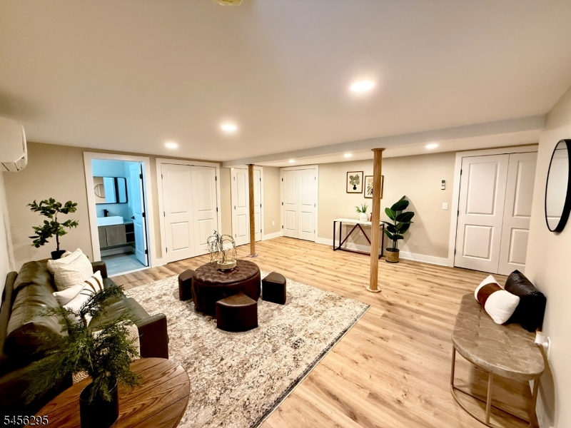 9 Lee Rd Property Photo 13