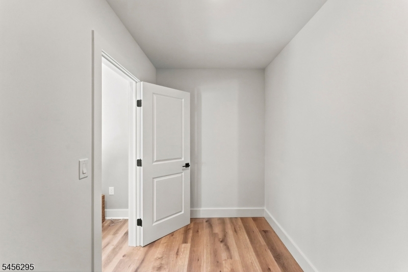 9 Lee Rd Property Photo 17