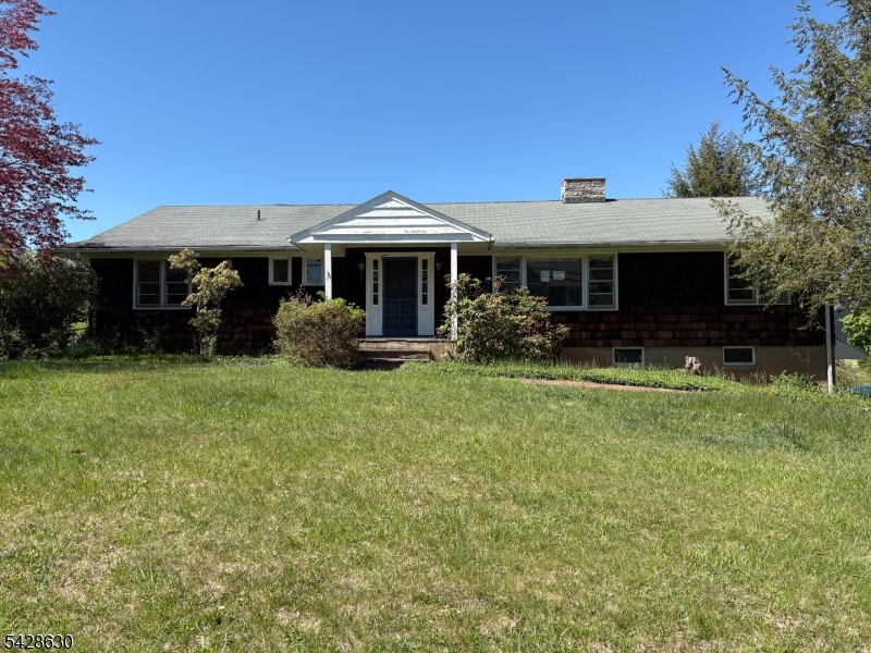 18 Pottersville Rd Property Photo 1