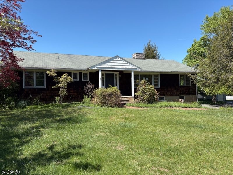 18 Pottersville Rd Property Photo 2