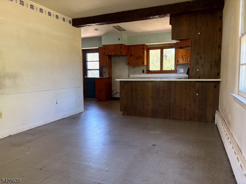 18 Pottersville Rd Property Photo 11