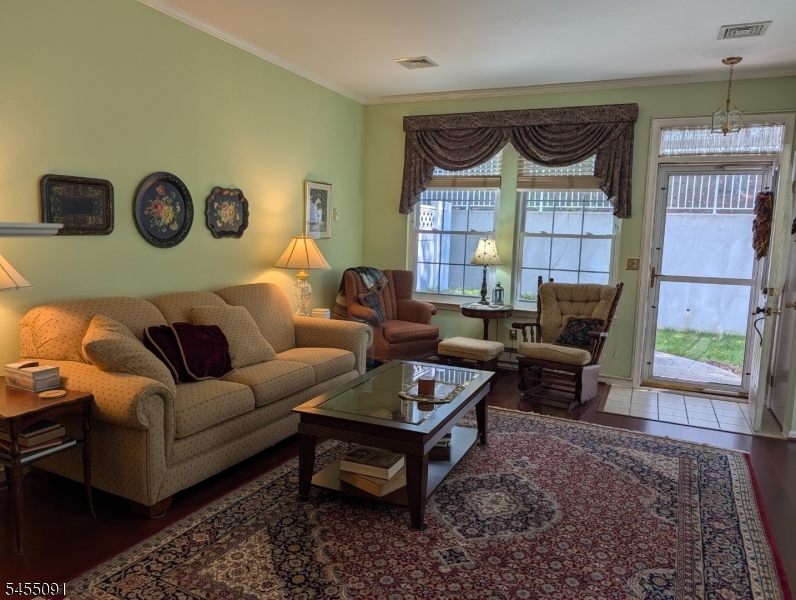 17 Quail Brook Court Property Photo 3