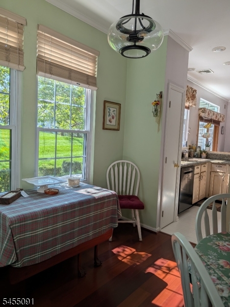 17 Quail Brook Court Property Photo 6