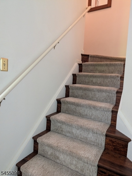 17 Quail Brook Court Property Photo 10