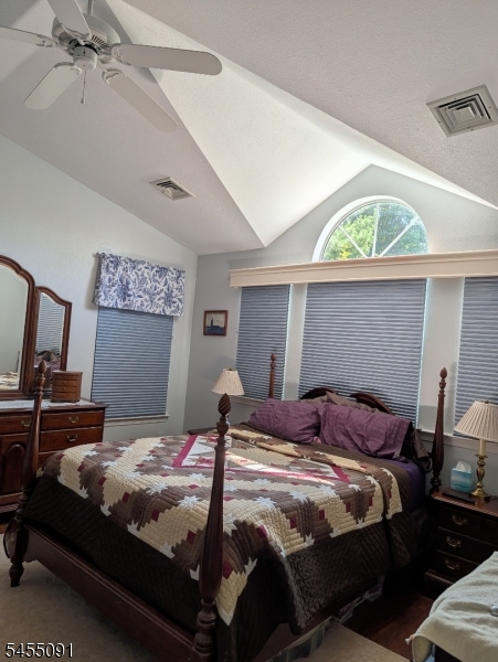 17 Quail Brook Court Property Photo 12