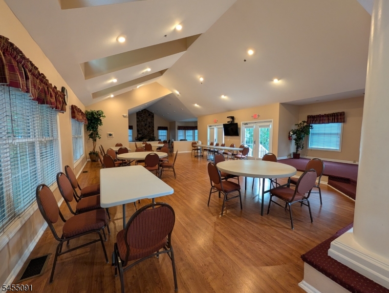 17 Quail Brook Court Property Photo 29