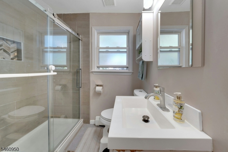 62 Elliot Pl Property Photo 20
