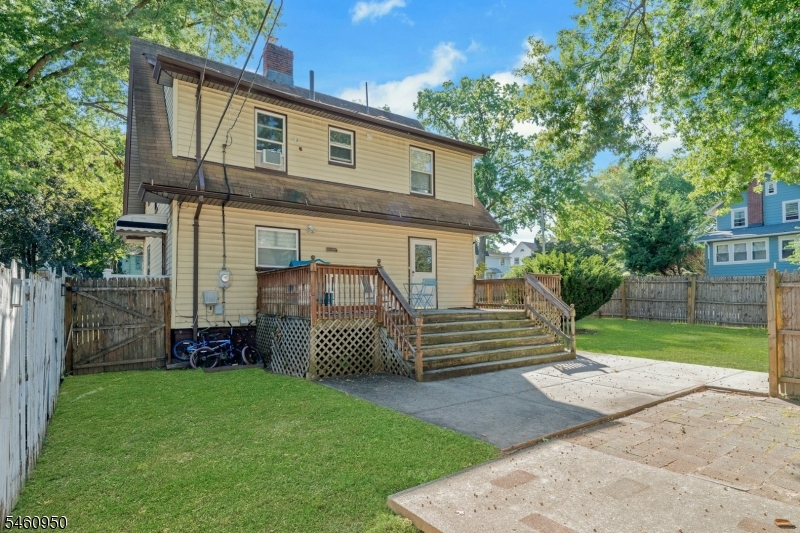 62 Elliot Pl Property Photo 21